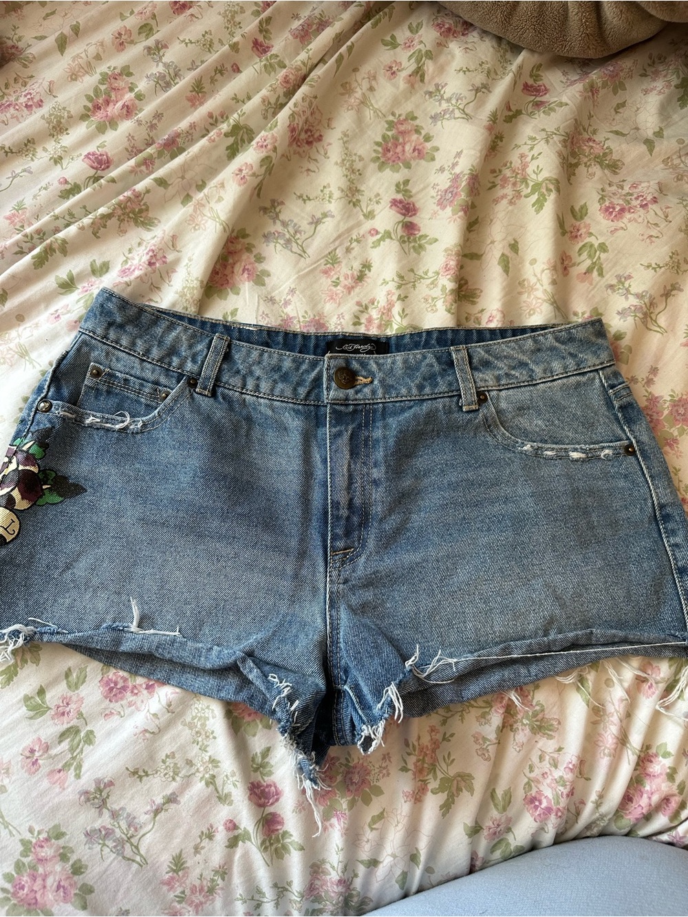 ed hardy low rise shorts